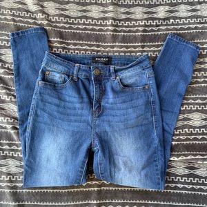ENJEAN: Skinny size 7